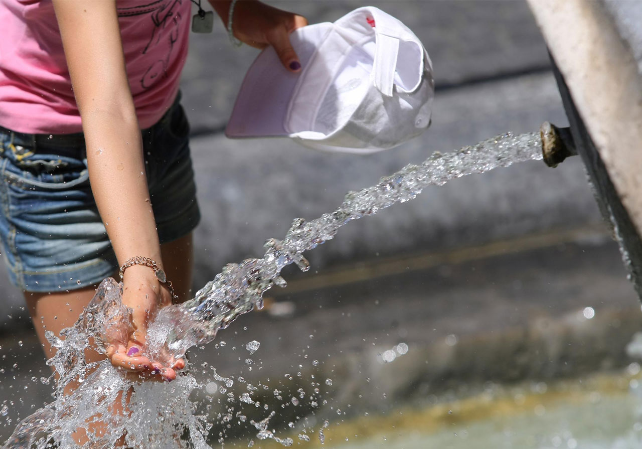 Come proteggersi dal caldo estivo